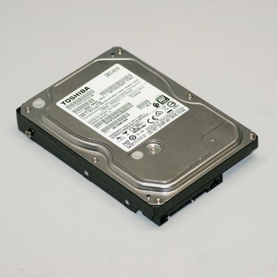 Лот: 17148655. Фото: 1. SATA Жесткий диск 1 ТБ Toshiba... Жёсткие диски (HDD)