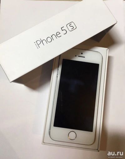 Лот: 9785946. Фото: 1. iphone 5s silver 16gb. Смартфоны