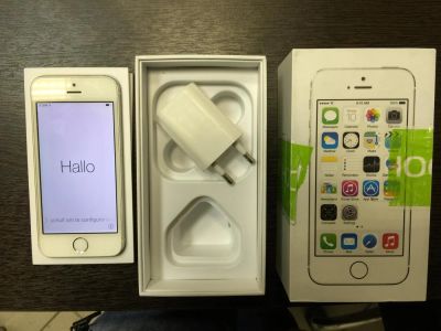 Лот: 4872027. Фото: 1. Смартфон Apple iPhone 5s 16Gb... Смартфоны