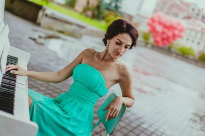 Лот: 6410861. Фото: 1. Плать. Платья