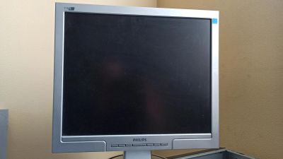 Лот: 25556636. Фото: 1. Монитор Philips 170S. ЖК-мониторы
