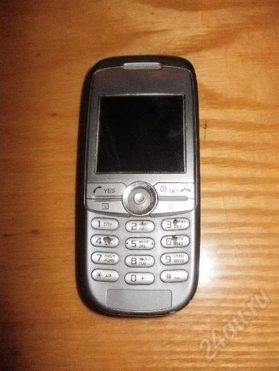 Лот: 242589. Фото: 1. SonyEricsson рабочий,но дисплей... Кнопочные мобильные телефоны