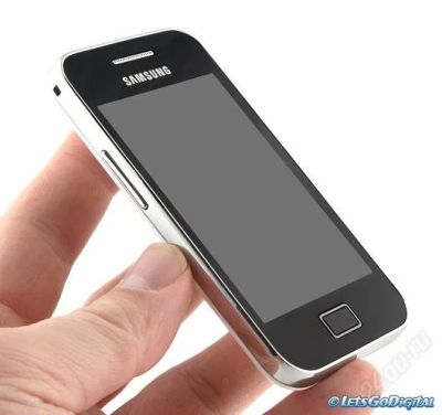 Лот: 2165039. Фото: 1. samsung galaxy ace полный комплект... Смартфоны