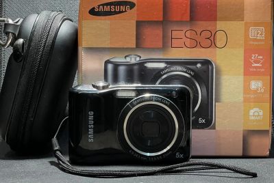 Лот: 23512774. Фото: 1. Фотоаппарат Samsung es30. Запчасти для телевизоров, видеотехники, аудиотехники