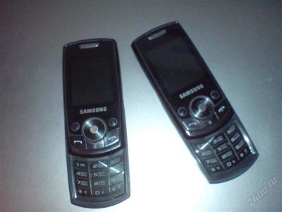 Лот: 2401025. Фото: 1. Два телефона SAMSUNG J-700. Кнопочные мобильные телефоны