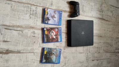 Лот: 16714206. Фото: 1. PS4. Игровые приставки, консоли