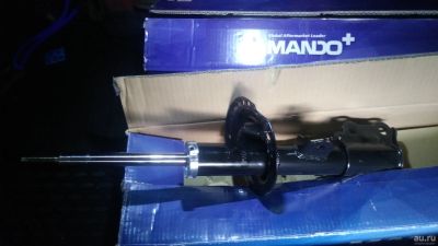 Лот: 14367621. Фото: 1. Стойки передние Hyundai Solaris... Ходовая, подвеска, рулевое управление