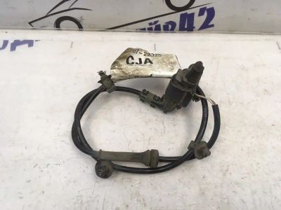Лот: 21711610. Фото: 1. датчик abs Ford Focus CB4. Двигатель и элементы двигателя
