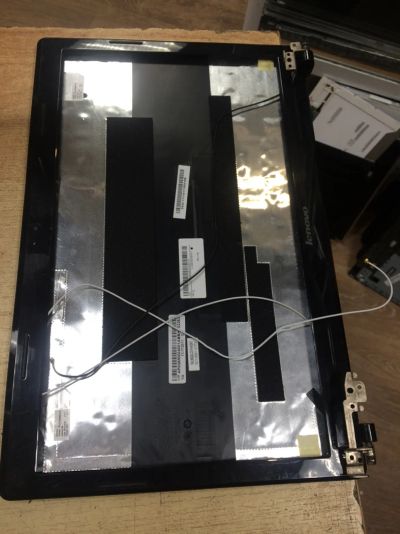Лот: 9805587. Фото: 1. крышка матрицы шарниры петли Lenovo... Корпуса, блоки питания