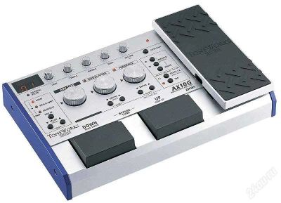 Лот: 914000. Фото: 1. гитарный процессор KORG AX-10G. Гитарные эффекты и комбоусилители