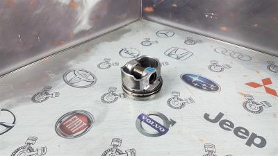Лот: 23590219. Фото: 1. Поршень Mazda CX-5 SH-VPTS, SHY1... Двигатель и элементы двигателя