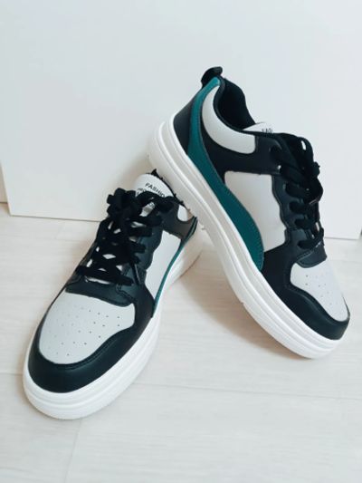 Лот: 22375595. Фото: 1. Кроссовки PUMA, унисекс 39-40... Кеды, кроссовки, слипоны