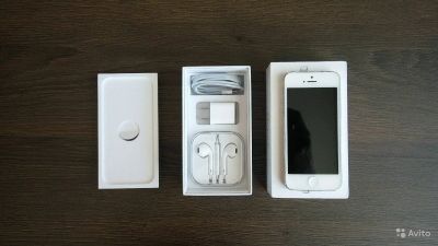 Лот: 11435493. Фото: 1. iPhone 5 16Gb white (полный комплект... Смартфоны