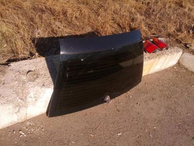 Лот: 5316750. Фото: 1. BMW 5 E39 touring Заднее стекло. Кузов