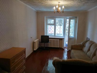 Лот: 3054883. Фото: 1. Сдам секционку Быковского без... Квартиры, студии