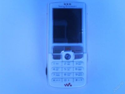 Лот: 129139. Фото: 1. Sony Ericsson W800i. Кнопочные мобильные телефоны