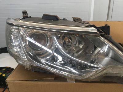 Лот: 19695338. Фото: 1. Фары Toyota Camry. Оптика и освещение