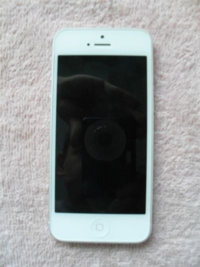 Лот: 3604258. Фото: 1. iPhone 5 White 16gb Отличное состояние... Смартфоны