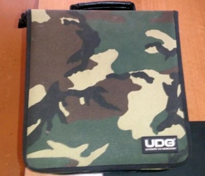 Лот: 4598443. Фото: 1. UDG Ultimate CD Wallet 128 [Сумка... Аксессуары
