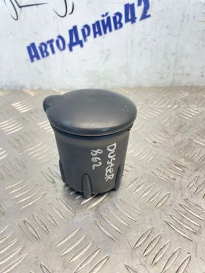 Лот: 25133027. Фото: 1. пепельница Renault Duster HSM. Другое (автозапчасти)