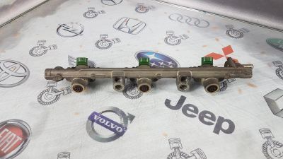 Лот: 23586914. Фото: 1. Форсунка Mazda Bongo Friendee... Двигатель и элементы двигателя