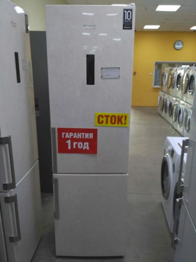Лот: 14412029. Фото: 1. Холодильник hotpoint-ariston hfp... Холодильники, морозильные камеры