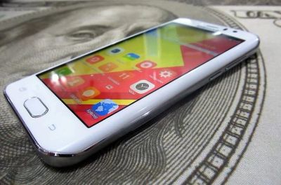 Лот: 7762089. Фото: 1. Samsung Galaxy S 6 Edge White. Смартфоны