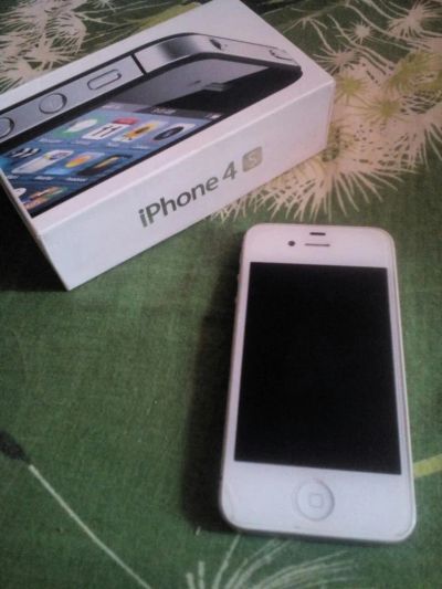 Лот: 7923959. Фото: 1. IPhone 4s. Смартфоны