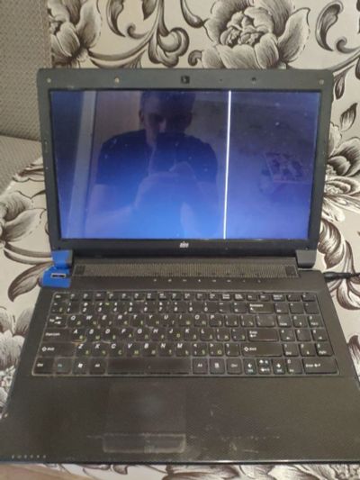 Лот: 16444390. Фото: 1. DNS A35FB умотанный, но рабочий. Ноутбуки
