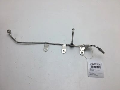 Лот: 20404021. Фото: 1. Трубка топливная Volkswagen Passat... Топливная система
