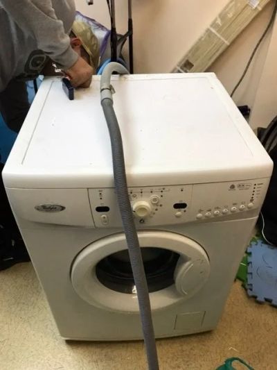 Лот: 15240249. Фото: 1. Стиральная машина Whirlpool. Стиральные машины