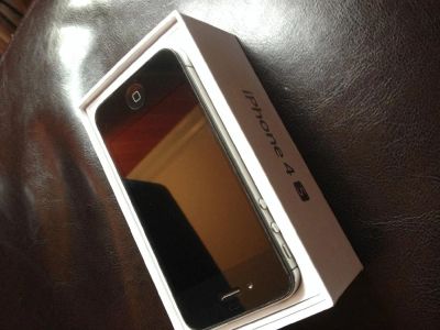 Лот: 3525964. Фото: 1. apple iphone 4s 16gb черный/black. Смартфоны