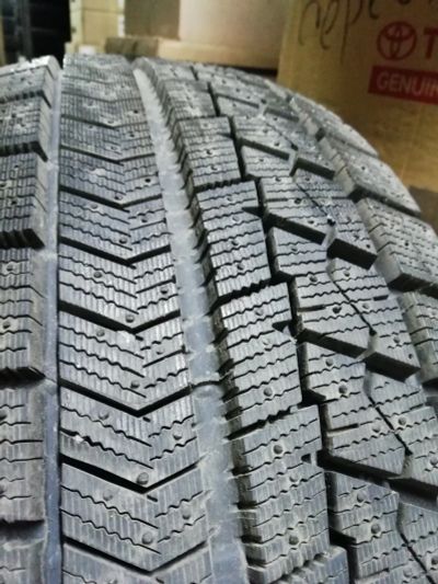 Лот: 13003649. Фото: 1. 185/65 R15 Bridgestone vrx. Шины