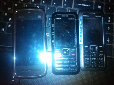 Лот: 3184082. Фото: 1. продам телефоны Nokia 5230 и 2... Кнопочные мобильные телефоны