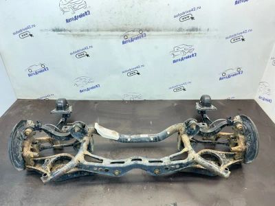 Лот: 25404372. Фото: 1. балка поперечная Skoda Octavia... Кузов