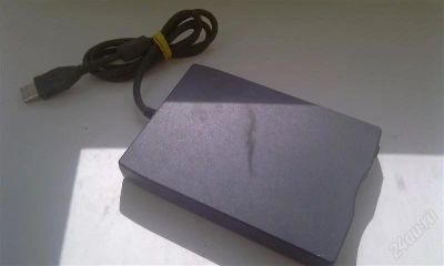 Лот: 866652. Фото: 1. USB флоппи дисковод 3.5 (рабочий... Приводы CD, DVD, BR, FDD