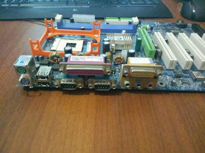 Лот: 3952427. Фото: 1. Материнская плата Gigabyte GA-8S648... Материнские платы