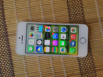 Лот: 4709968. Фото: 1. Iphone 5s. Смартфоны