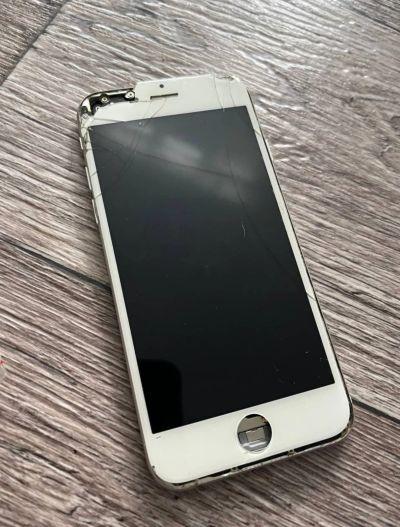Лот: 19397845. Фото: 1. Останки iphone 6. Смартфоны