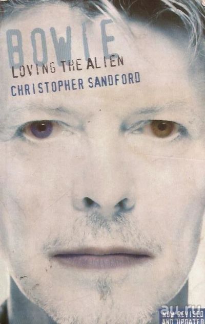 Лот: 13547944. Фото: 1. Christopher Sandford - Bowie... Мемуары, биографии