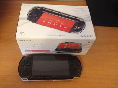 Лот: 4949725. Фото: 1. PSP 3008 4GB! Хорошее состояние... Игровые приставки, консоли
