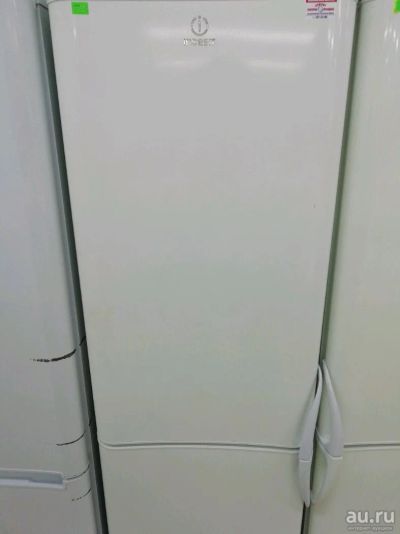 Лот: 13229555. Фото: 1. Холодильник Indesit C240G(1). Холодильники, морозильные камеры