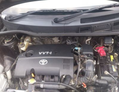 Лот: 3876892. Фото: 1. Toyota Sienta, 2010. Автомобили