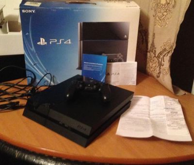 Лот: 6755950. Фото: 1. Sony PlayStation 4 500gb + mortal... Игровые приставки, консоли