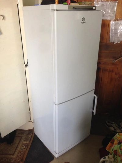 Лот: 11569897. Фото: 1. Холодильник Indesit. Холодильники, морозильные камеры