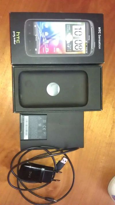 Лот: 3671274. Фото: 1. Флагманский смартфон HTC Sensation... Смартфоны