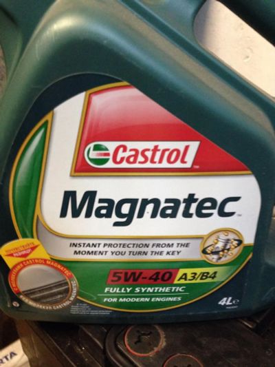 Лот: 9040681. Фото: 1. Масло castrol 5w40 - 4л. Масла, жидкости