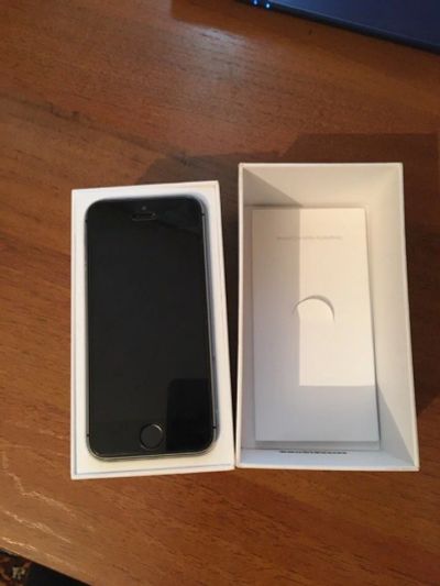 Лот: 12091383. Фото: 1. Продам iPhone 5S. Смартфоны