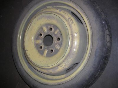 Лот: 8864305. Фото: 1. Банан (запаска) 135 70 D16, 5х114... Другое (шины, диски)