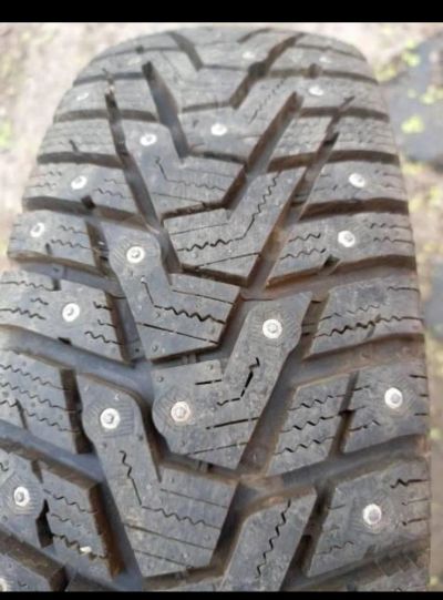 Лот: 25760893. Фото: 1. Шины r13 175 70 hankook как новые. Шины